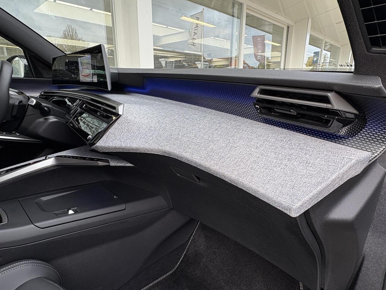 Peugeot 3008 1.2 Hybrid 145 GT | Elektr. achterklep | Nw. prijs ¤ 48.820,- | Stoel- & stuurverwarming | Full LED | Adaptieve Cruise Control | Keyless | Camera | Navigatie