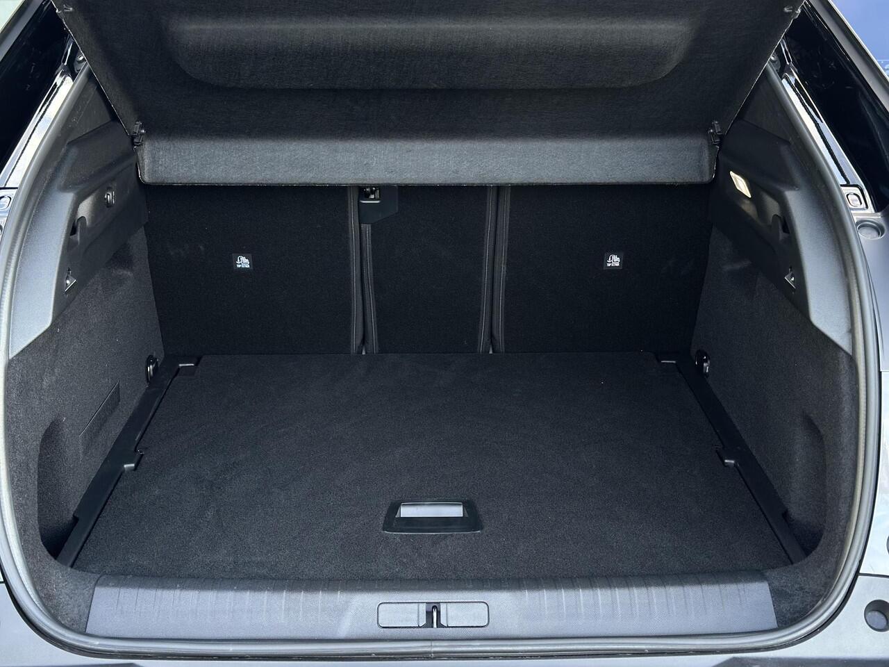 Peugeot 3008 1.2 Hybrid 145pk GT | Automaat | Stuur en Stoelverwarming | Elektrische achterklep | Achteruitrijcamera | Navigatie via 21inch scherm | Adaptieve Cruise Control