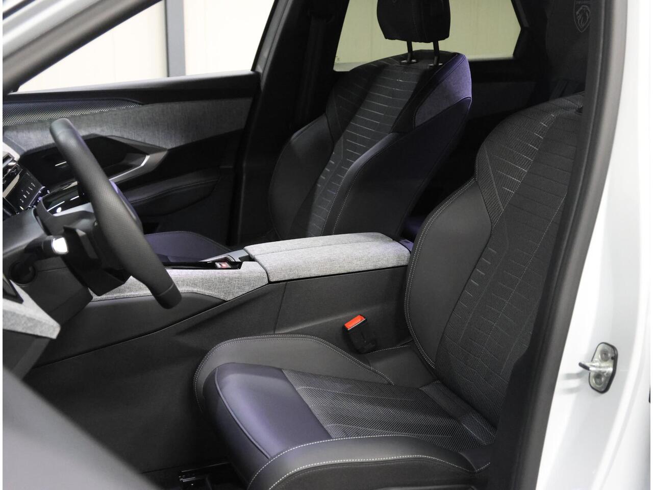 Peugeot 3008 1.2 Hybrid 136PK GT | 1ste eigenaar | AUTOMAAT | AppleCarPlay/AndroidAuto | Adaptive Cruise Control | Stoel/Stuurverwarming | Camera | Alcantara/Leer | Sfeerverlichting | Virt.Cockpit | Keyless | Isofix | Privacy Glass | Parkeersensoren | Electrische acht