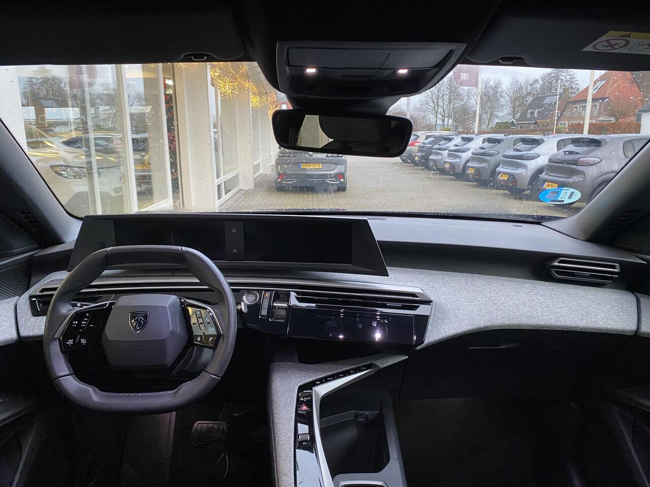 Peugeot 3008 1.2 Hybrid 145 Allure | Apple CarPlay/Android Auto | Achteruitrijcamera | Keyless | Climate | LED koplampen