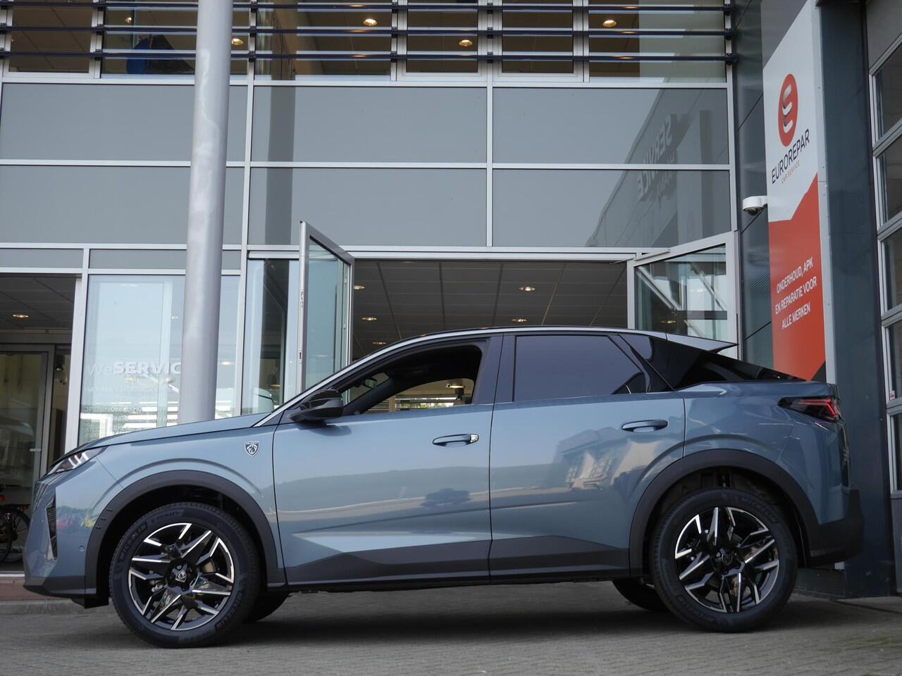 Peugeot 3008 1.2 Hybrid 136 GT | DEMO | Nieuwe auto | Rondom camera | Dodehoekdetectie | Sfeerverlichting | Keyless entry & start | 19 inch Lichtmetalen velgen | Navigatie | Parkeersensoren voor en achter