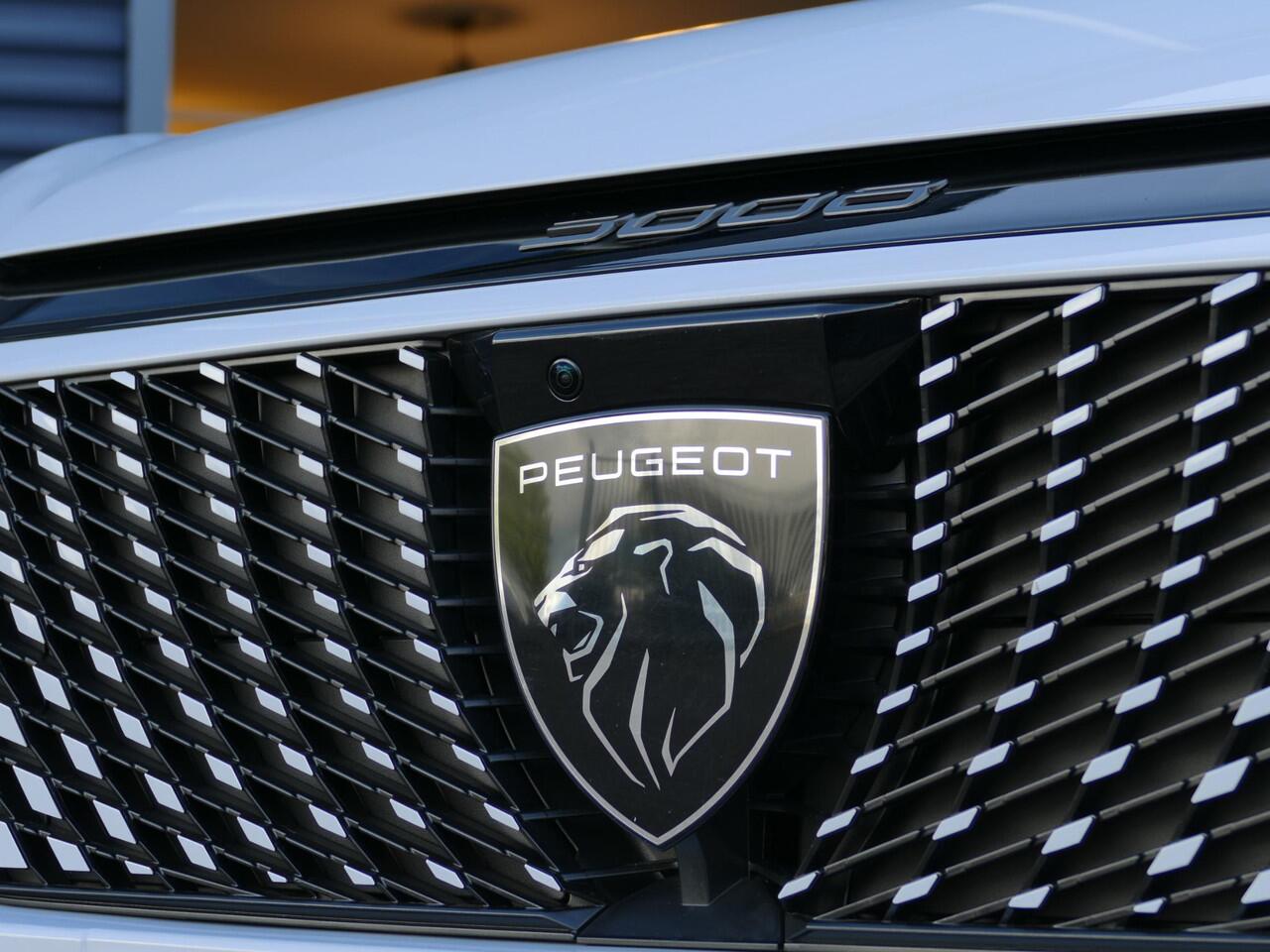 Peugeot 3008 e-3008 Launch Edition 325pk Dual Motor 73 kWh | Panorama dak | Alcantara pakket | 360 ° Camera | FOCAL Audio | Adaptive Cruise Control | Matrix LED | Stoelverwarming | Memory