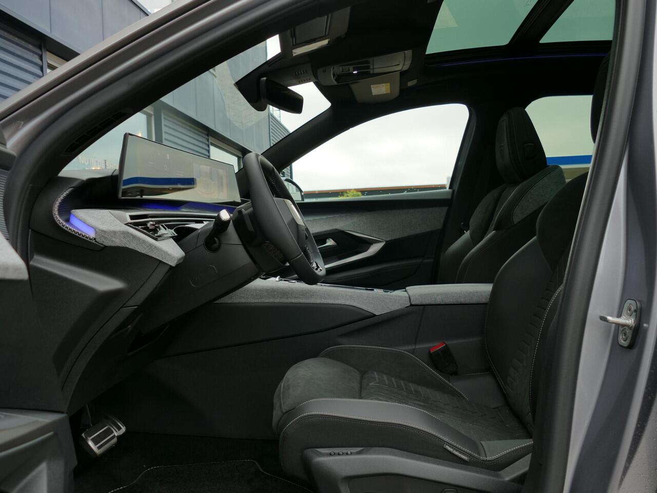 Peugeot 3008 1.2 Hybrid 145 GT | 360° Camera | Panorama dak | Alcantara pakket | Massage | Matrix LED | Afneembare trekhaak | FOCAL Hi-Fi | Stoelverwarming voor + achter | Adaptive Cruise Control | VOL opties!