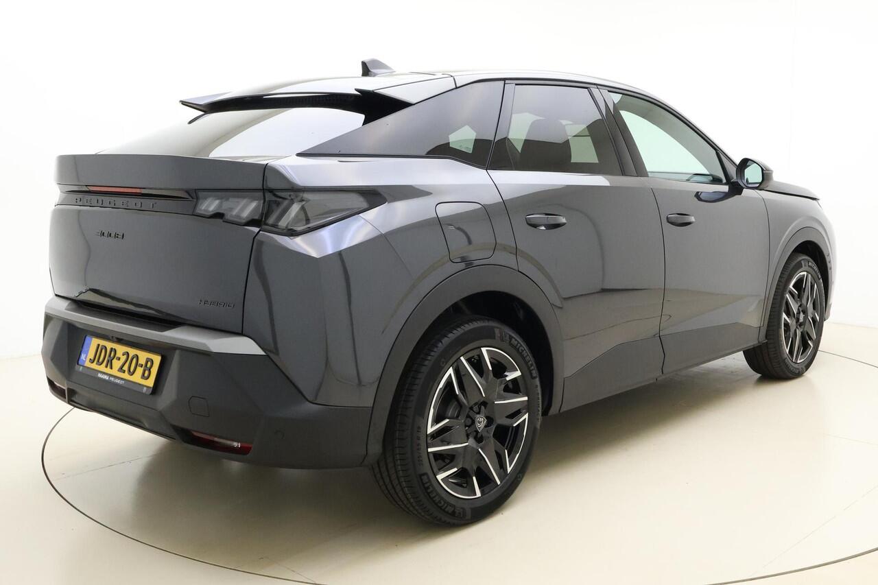 Peugeot 3008 1.2 Hybrid 145 Allure | Panoramic navigation PACK |