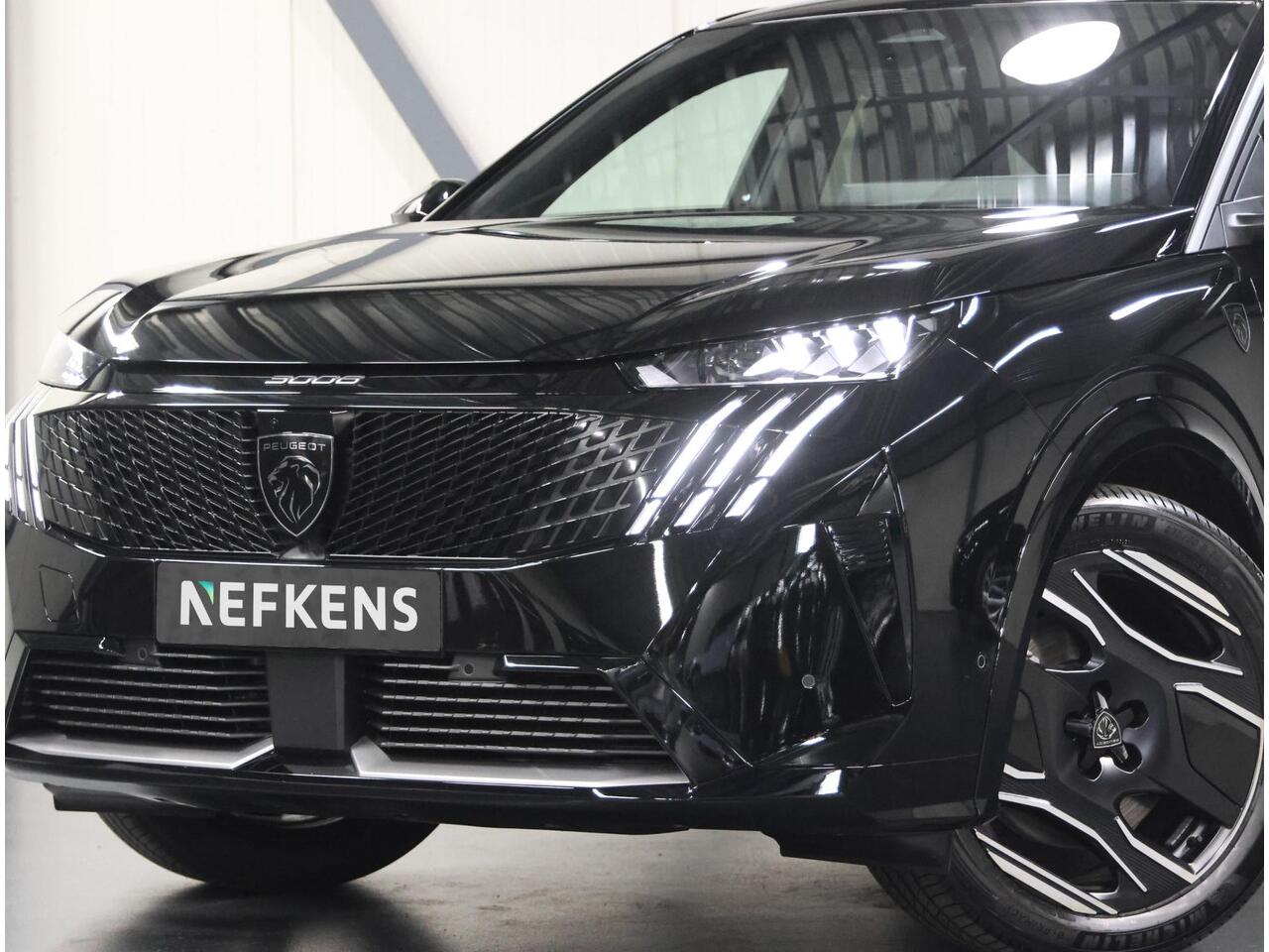 Peugeot 3008 e-3008 Launch Edition 325PK Dual Motor 73 kWh | Lederen Bekleding | Warmtepomp | Geventileerde Voorstoelen | Panoramadak | Keyless | Navigatie | ClimateControl | Dodehoekdetectie | AppleCarPlay/AndroidAuto | 360 Camera | Verwarmbare Voorstoelen | Adaptive