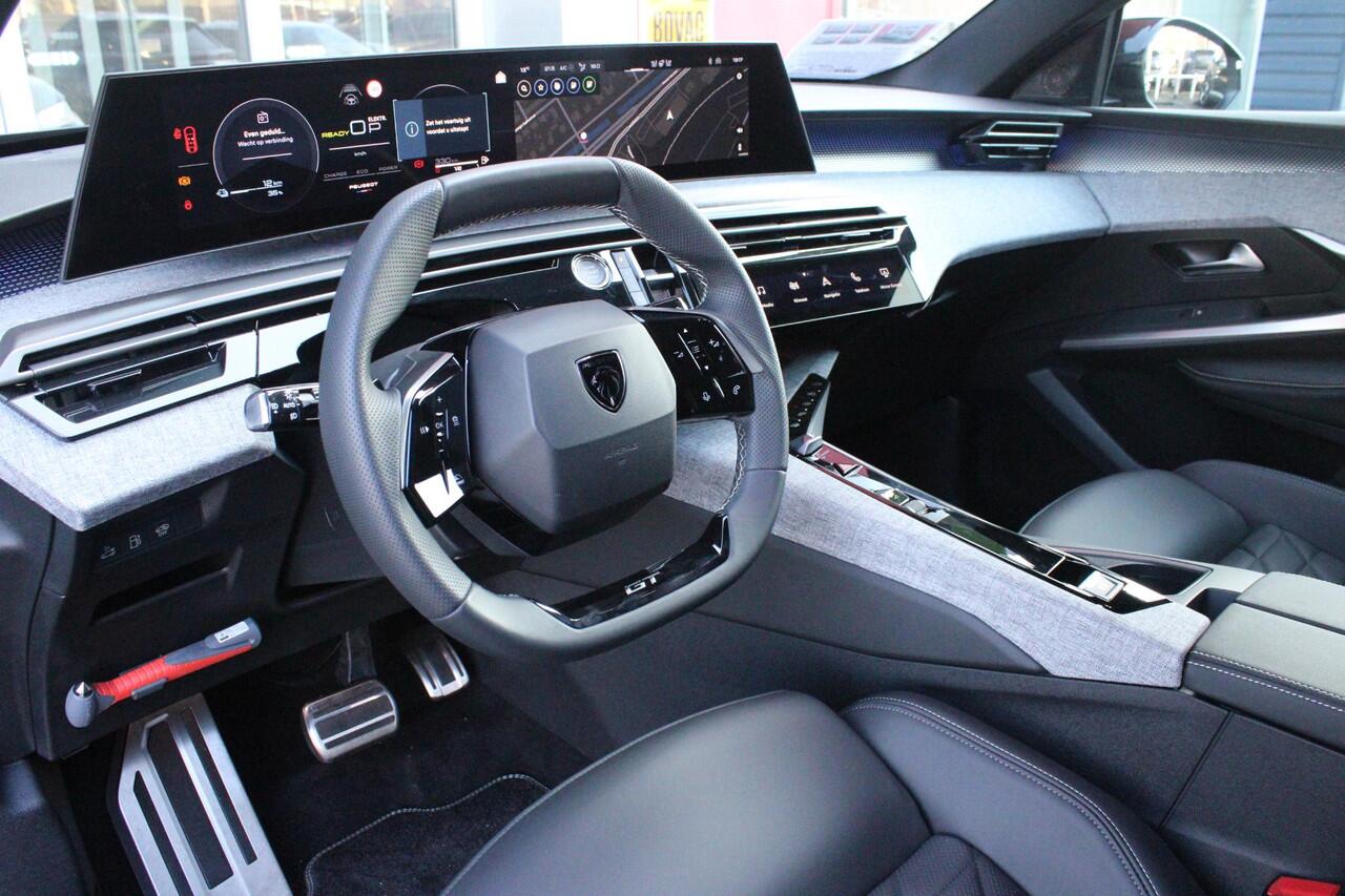 Peugeot 3008 1.6 plug-in Hybrid 195 GT **NIEUW** | NAPPA LEDEREN BEKLEDING DONKERGRIJS | PANORAMISCH SCHUIF/KANTEL DAK | FOCAL AUDIO SYSTEM | TREKHAAK MET AFNEEMBARE KOGEL | ELEKTRISCH BEDIENBARE VOORSTOELEN MET GEHEUGEN/MASSAGE FUNCTIE | STOEL VENTILATIE | STOEL/STUU