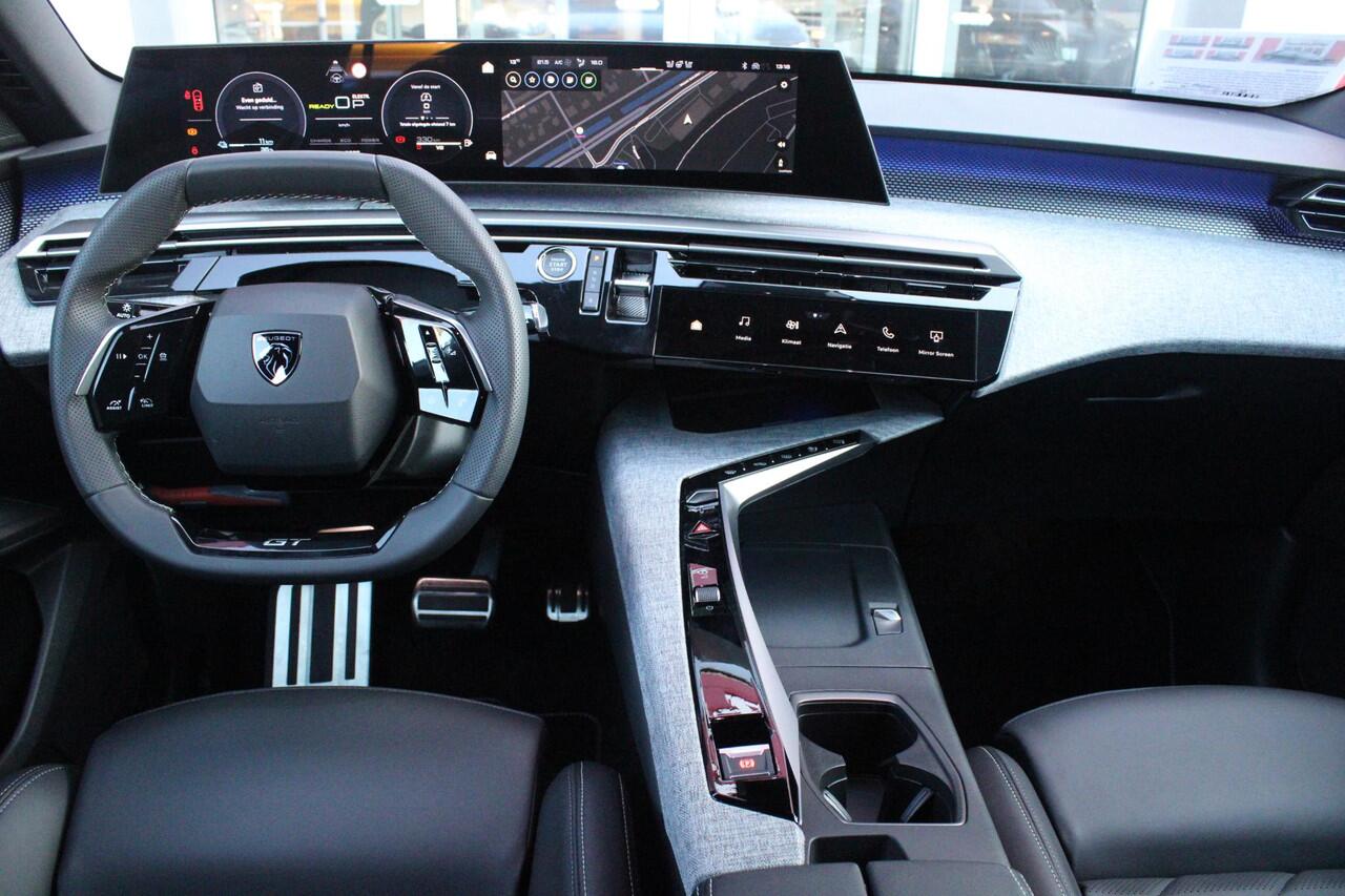 Peugeot 3008 1.6 plug-in Hybrid 195 GT **NIEUW** | NAPPA LEDEREN BEKLEDING DONKERGRIJS | PANORAMISCH SCHUIF/KANTEL DAK | FOCAL AUDIO SYSTEM | TREKHAAK MET AFNEEMBARE KOGEL | ELEKTRISCH BEDIENBARE VOORSTOELEN MET GEHEUGEN/MASSAGE FUNCTIE | STOEL VENTILATIE | STOEL/STUU