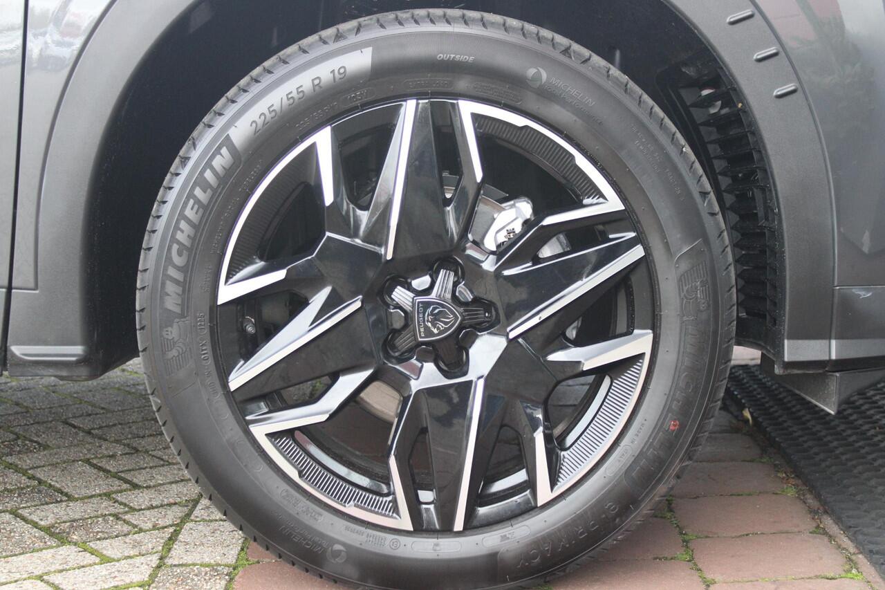 Peugeot 3008 1.2 Hybrid 145PK GT | ELEKTRISCH BEDIENBARE ACHTERKLEP | NAVIGATIE | DRAADLOZE APPLE CARPLAY/ANDROID AUTO | SFEER VERLICHTING | ACHTERUITRIJ CAMERA | PARKEERSENSOREN VOOR EN ACHTER | FULL LED KOPLAMPEN | KEYLESS ENTRY/START | ADAPTIVE CRUISE CONTROL | STO