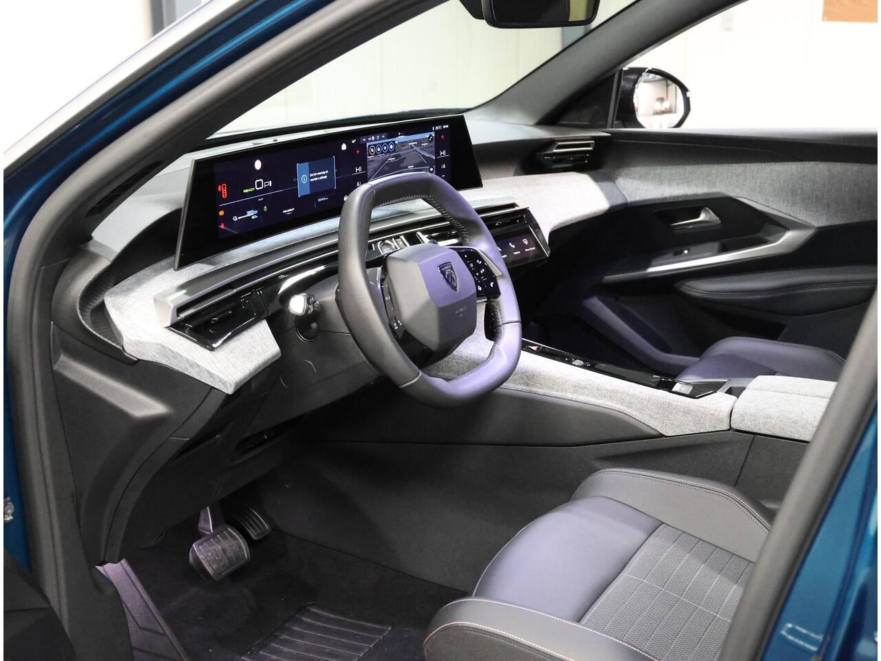 Peugeot 3008 e-3008 Allure Avantage 210PK 73 kWh | 1ste eigenaar | AUTOMAAT | AppleCarPlay/AndroidAuto | Adaptive Cruise Control | Camera | Sfeerverlichting | Virt.Cockpit | Keyless | Isofix | Privacy Glass | Parkeersensoren |