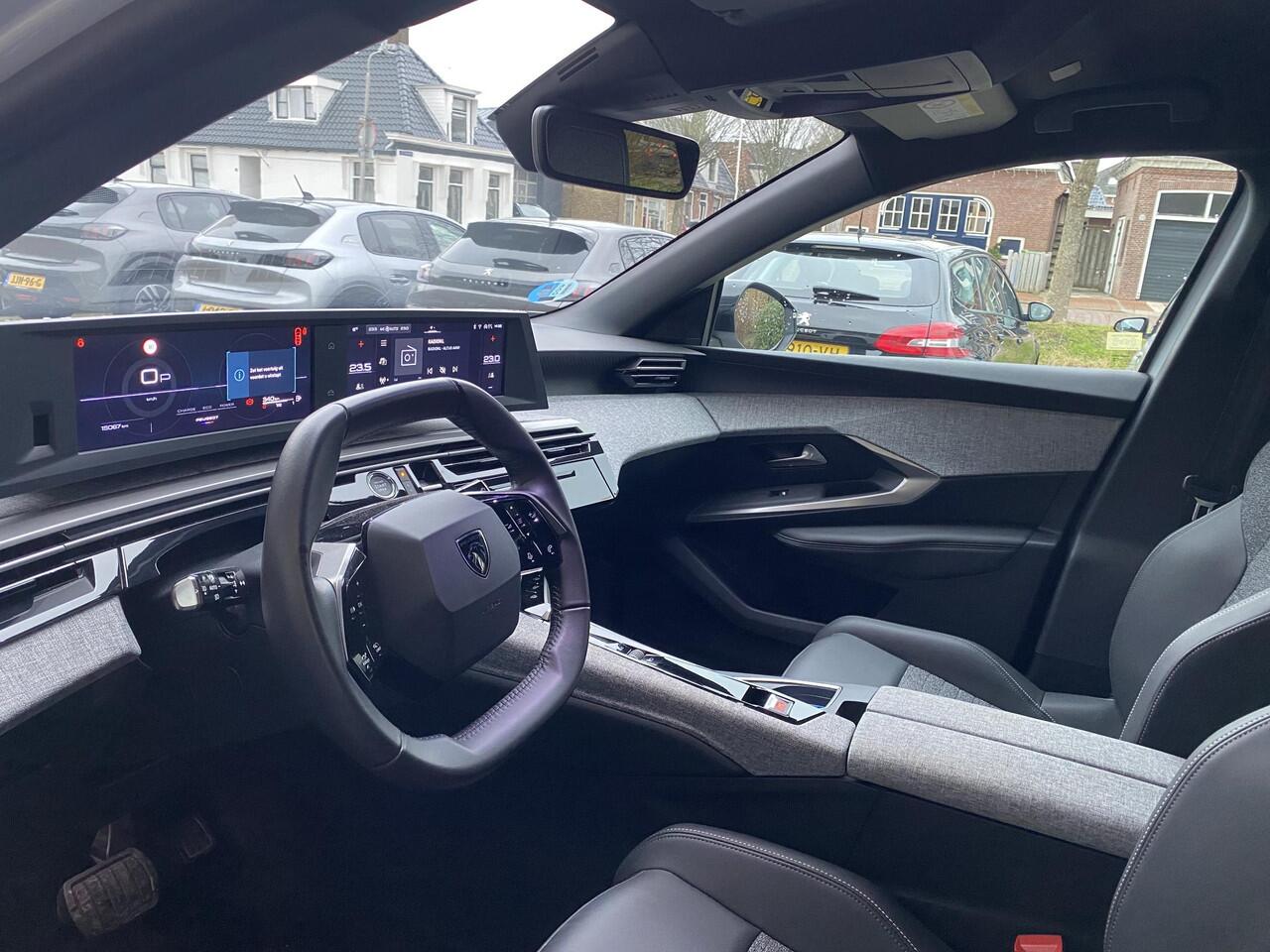 Peugeot 3008 1.2 Hybrid 145 Allure | Climate & Cruise Control | Achteruitrijcamera | Draadloos Apple Carplay/Android Auto