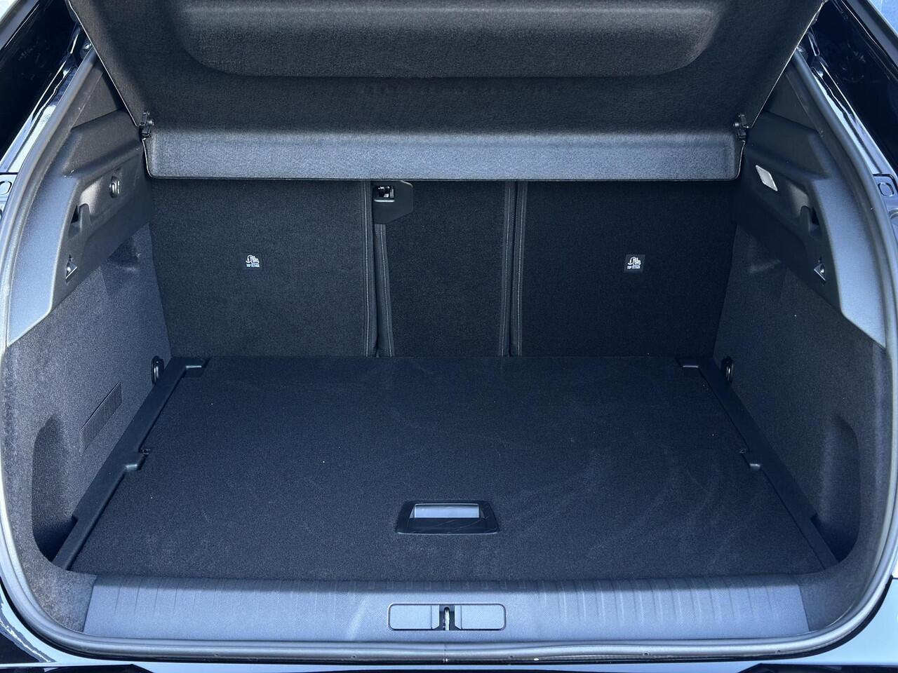 Peugeot 3008 e-3008 GT Avantage 210 73 kWh | Adaptive Cruise Control | Stoelmassage/-verwarming | Parkeercamera/-sensoren | Draadloze telefoonlader | Full LED | Panoramadak | Apple Carplay/Android Auto | Alcantara | Elektrische stoelverstelling | Elektrische kofferkle