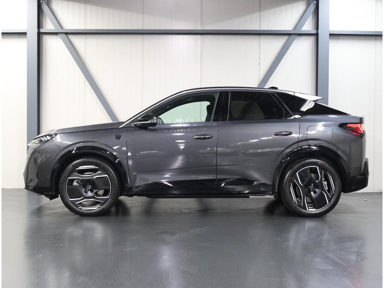 Peugeot 3008 e-3008 GT Exclusive 210PK 73 kWh | Panoramadak | FOCAL Audio | Stoelverwarming Voor/Achter | Adaptive CruiseControl met Stop&Go | Elektrische Klep | Lederen Bekleding | 360 Camera | Dodehoekdetecie | ClimateControl | Warmtepomp | Keyless Entry/Start |