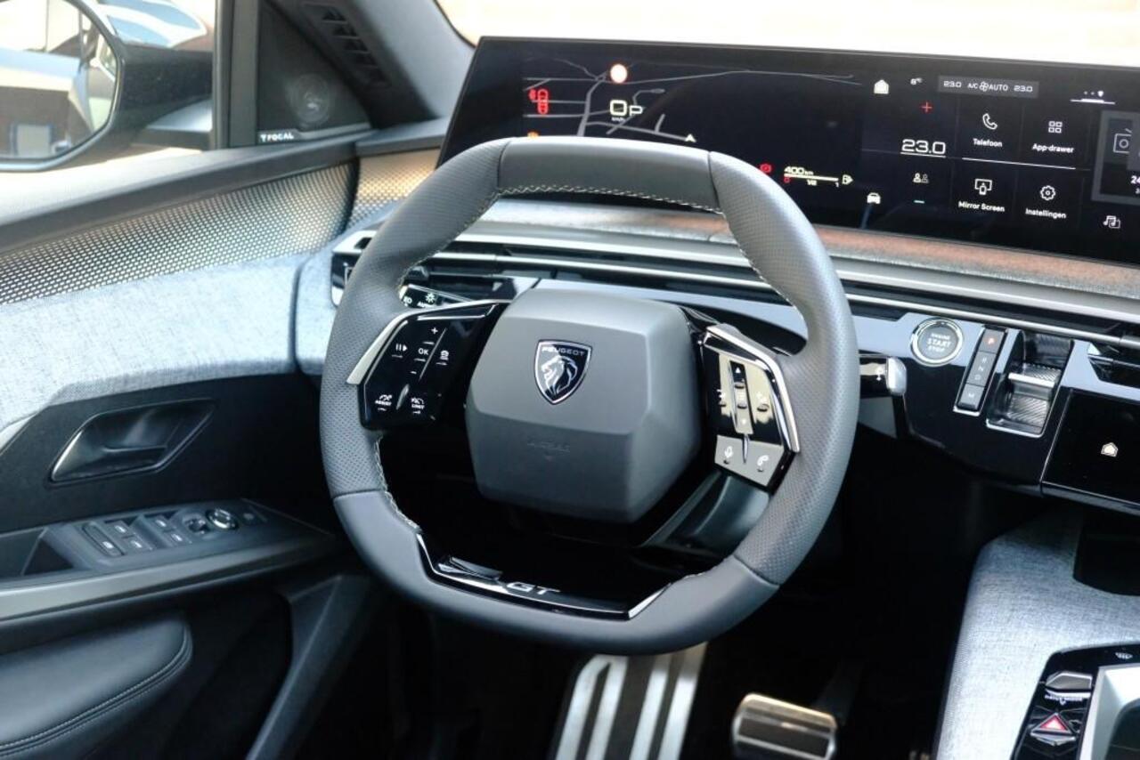 Peugeot 3008 1.2 Hybrid 145pk e-DCS6 GT | Navi | App Connect | Adaptive Cruise | Camera | Panoramadak | FOCAL® Audio | Elektrische Achterklep | Winter Pakket