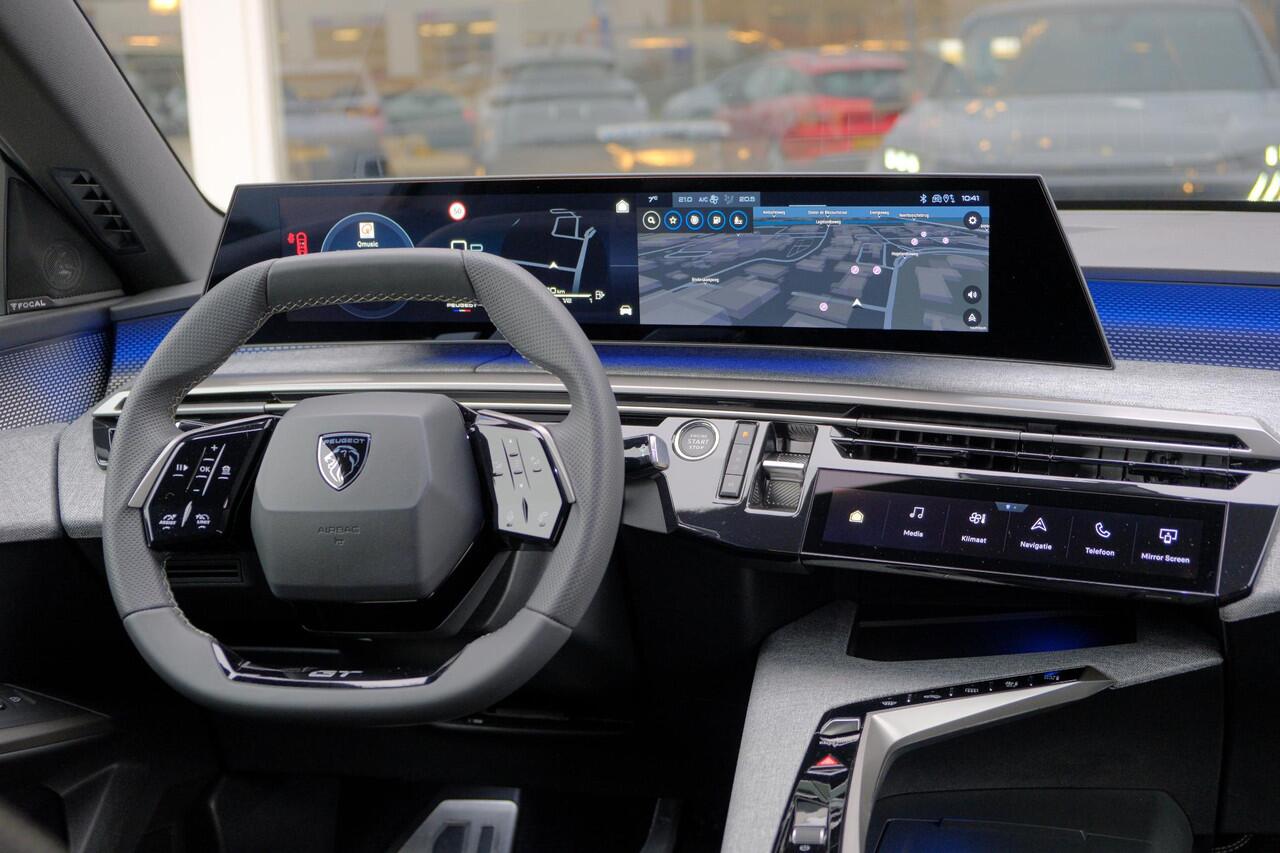 Peugeot 3008 1.2 Hybrid 145pk e-DCS6 GT | Navi | App Connect | Adaptive Cruise | Camera | Panoramadak | FOCAL® Audio | Elektrische Achterklep | Winter Pakket