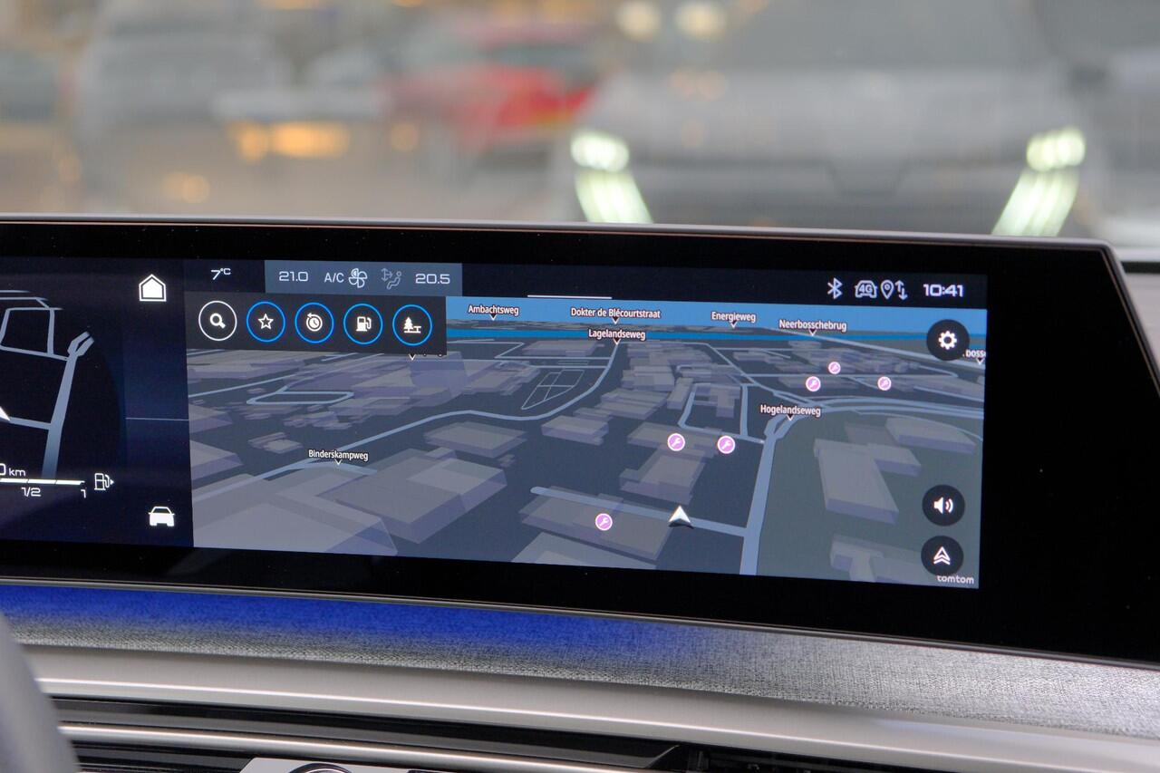 Peugeot 3008 1.2 Hybrid 145pk e-DCS6 GT | Navi | App Connect | Adaptive Cruise | Camera | Panoramadak | FOCAL® Audio | Elektrische Achterklep | Winter Pakket