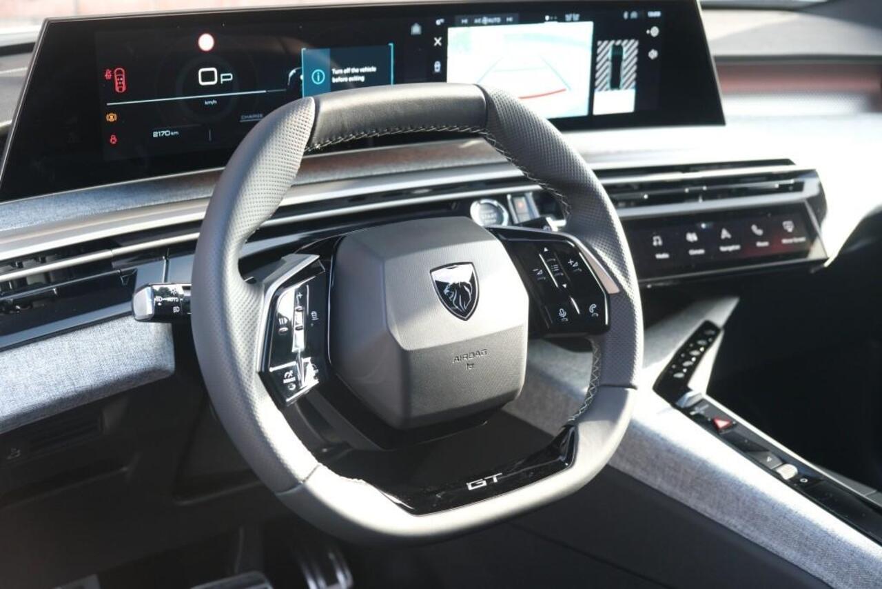 Peugeot 3008 1.2 Hybrid 145pk e-DCS6 GT | Navi | App Connect | Adaptive Cruise | Camera | Panoramadak | FOCAL® Audio | Elektrische Achterklep | Winter Pakket