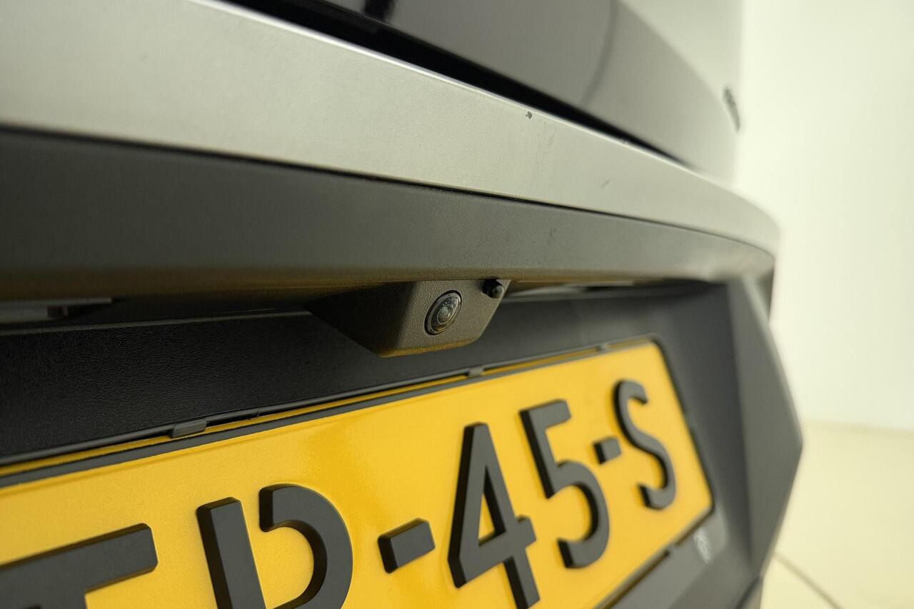 Peugeot 3008 1.2 Hybrid 145 Allure | Cruise Control | Apple CarPlay/Android Auto | Parkeercamera/-sensoren | Keyless Enty/Start | Climate Control | Full LED |