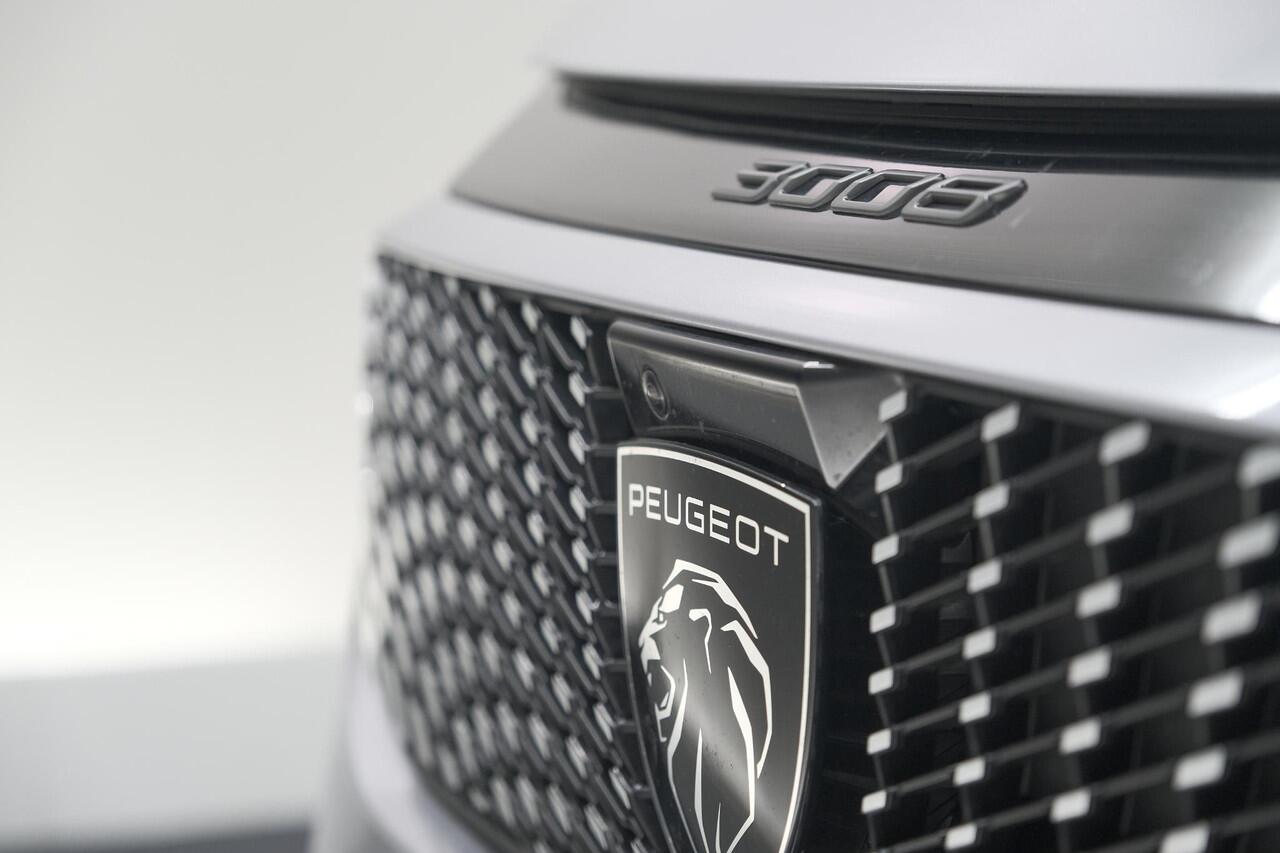 Peugeot 3008 1.2 Hybrid 136 GT | Panoramdak | 360 Camera | Stoelverwarming | Elektrische Kofferklep | Allseason Banden