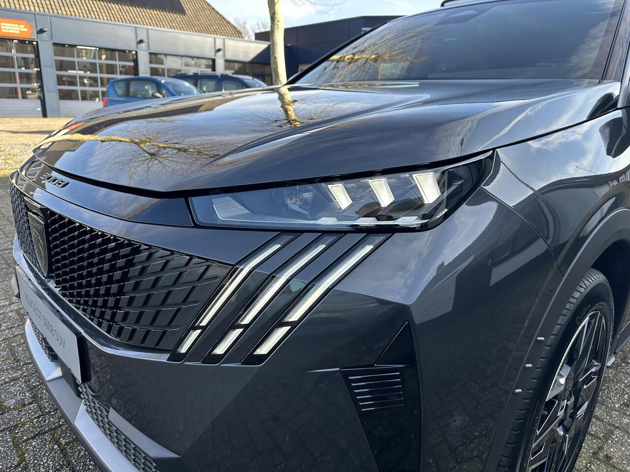 Peugeot 3008 1.2 Hybrid 145 GT | Bouwjaar 11-2025 | Panorama/Schuif-Kanteldak | Luxe Alcantara & Leder Interieur met Massage | Achteruitrij-Camera | Navigatie | FOCAL Premium Audio | Adaptieve Cruise Control | Elektrische Kofferklep | Stoel- & Stuurverwarming |
