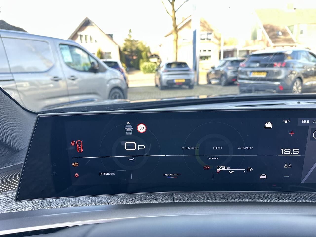 Peugeot 3008 1.2 Hybrid 145 GT | Bouwjaar 11-2025 | Panorama/Schuif-Kanteldak | Luxe Alcantara & Leder Interieur met Massage | Achteruitrij-Camera | Navigatie | FOCAL Premium Audio | Adaptieve Cruise Control | Elektrische Kofferklep | Stoel- & Stuurverwarming |