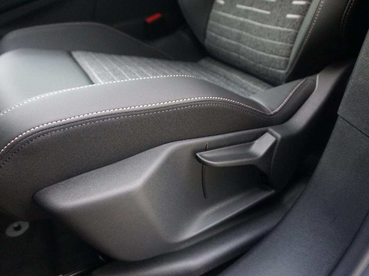 Peugeot 3008 1.6 plug-in Hybrid 195 Allure Afn. Trekhaak