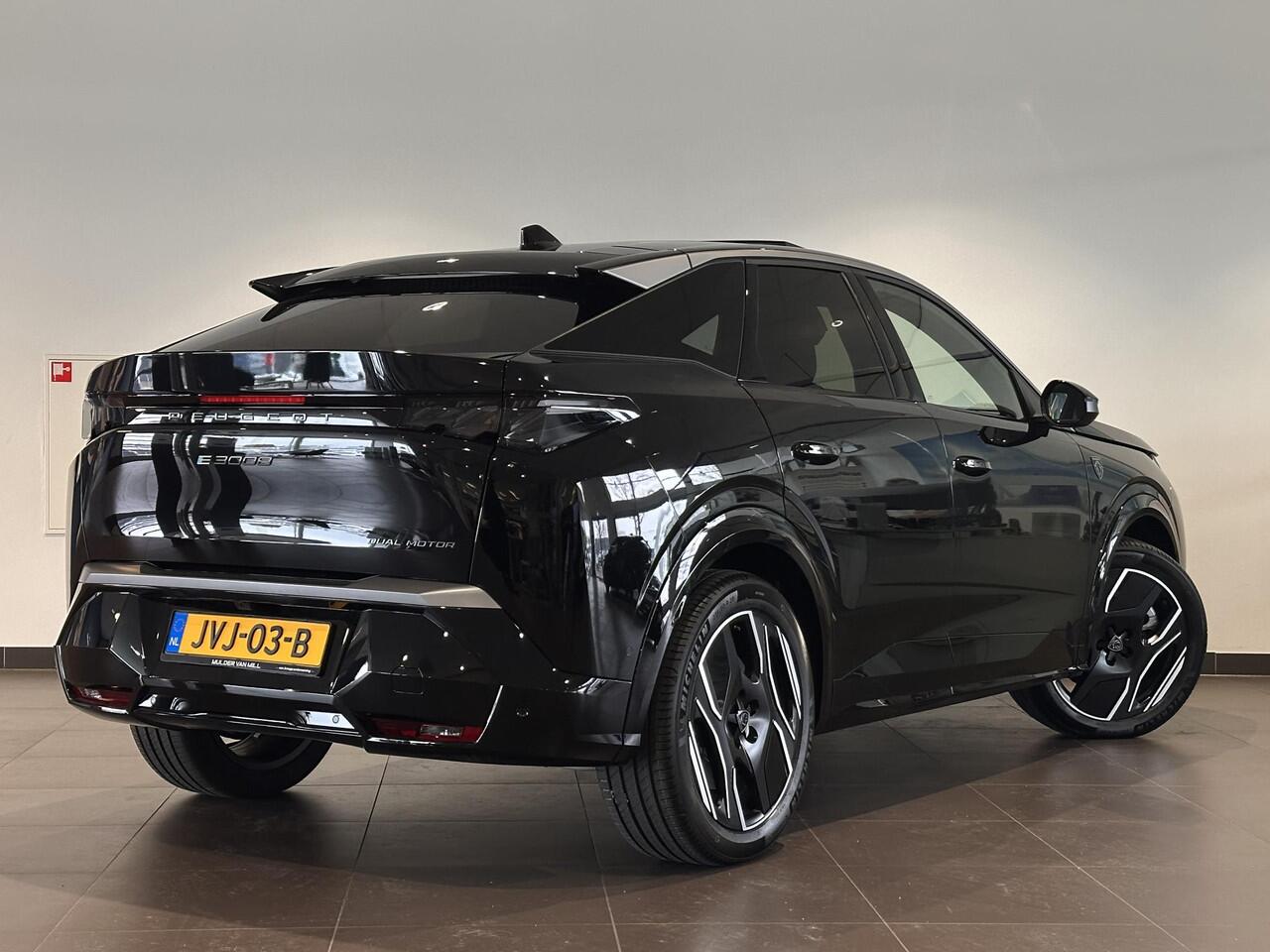 Peugeot 3008 e-3008 Launch Edition Dual Motor 73kWh 325pk | SCHUIF/KANTELDAK | NAVI | 360° CAMERA | FOCAL® HI-FI | ELEKTR. A. KLEP | STUUR + STOELVERW. | AGR-STOEL |