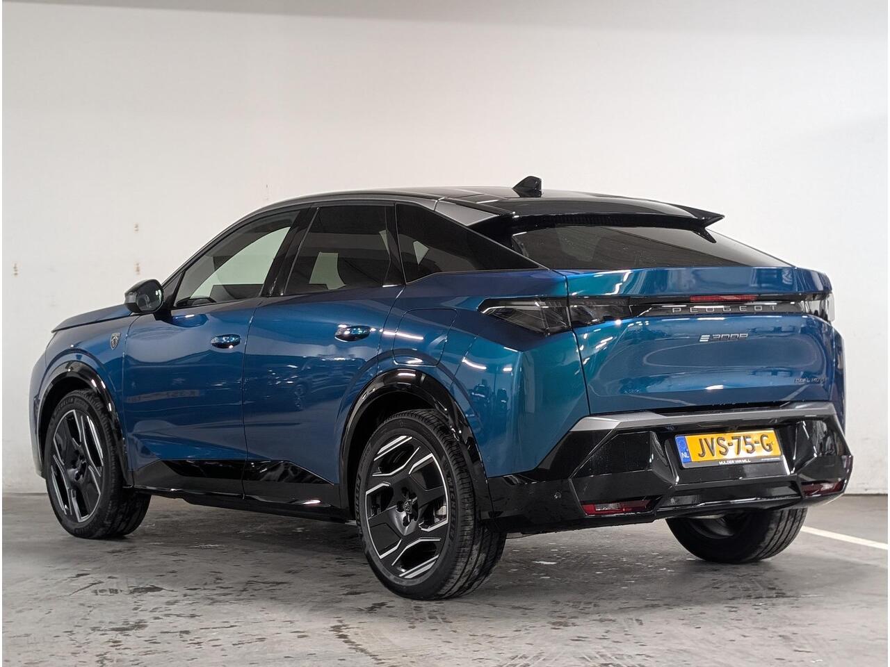 Peugeot 3008 e-3008 Launch Edition EV Dual Motor 73kWh 325pk | SCHUIF/KANTELDAK | NAVI | 360° CAMERA | FOCAL® HI-FI | ELEKTR. A. KLEP | STUUR + STOELVERW. | AGR-STOEL |