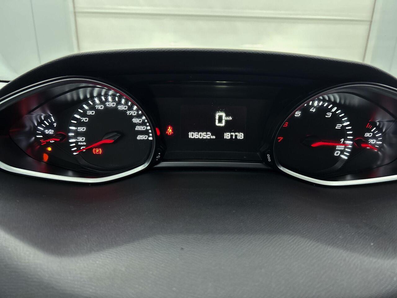 Peugeot 308 1.2 PureTech Active NAVI | CRUISE |TREKHAAK