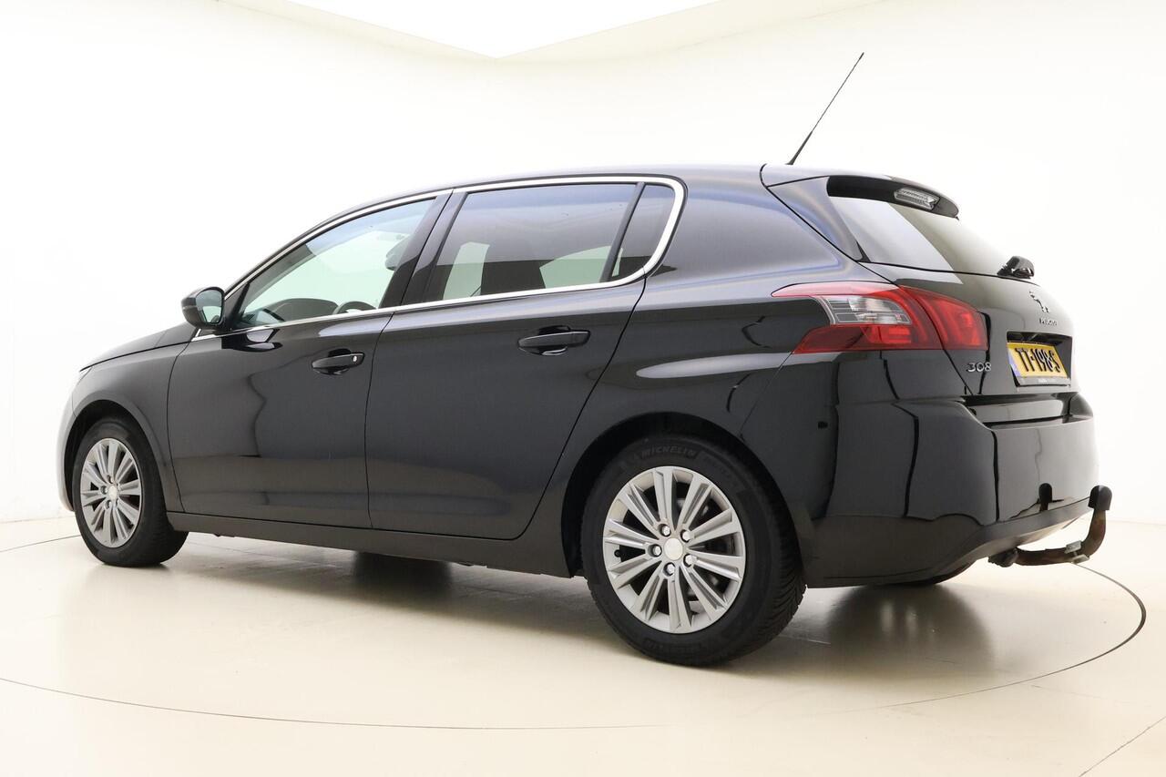 Peugeot 308 1.2 130pk Allure | Trekhaak | Navigatie | Apple Carplay/Android Auto | Panoramadak | Camera | Parkeersensoren v+a | Climate en Cruise Control