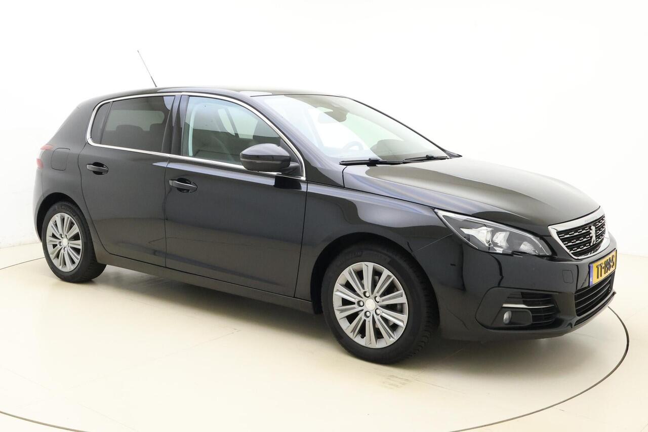 Peugeot 308 1.2 130pk Allure | Trekhaak | Navigatie | Apple Carplay/Android Auto | Panoramadak | Camera | Parkeersensoren v+a | Climate en Cruise Control