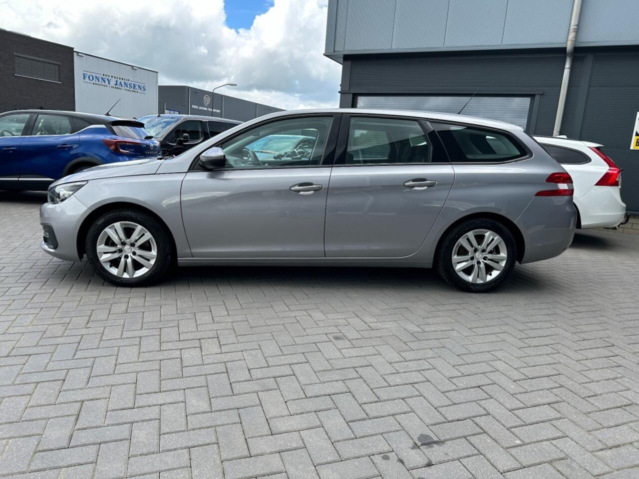 Peugeot 308 SW 1.2 PureTech Blue Lease, 1e eigenaar, dealer onderhouden, Nav