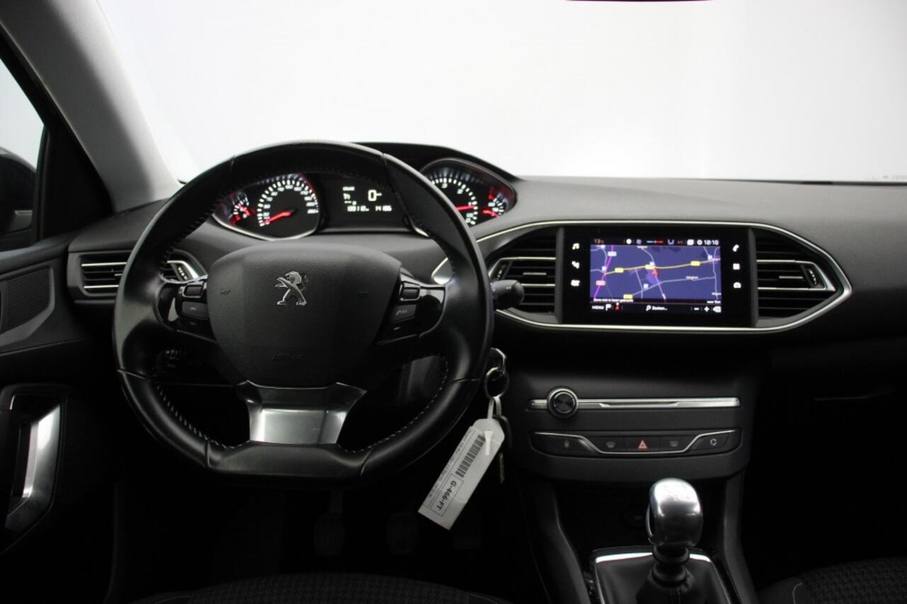Peugeot 308 1.5 BlueHDi - Carplay, Navi, Cruise