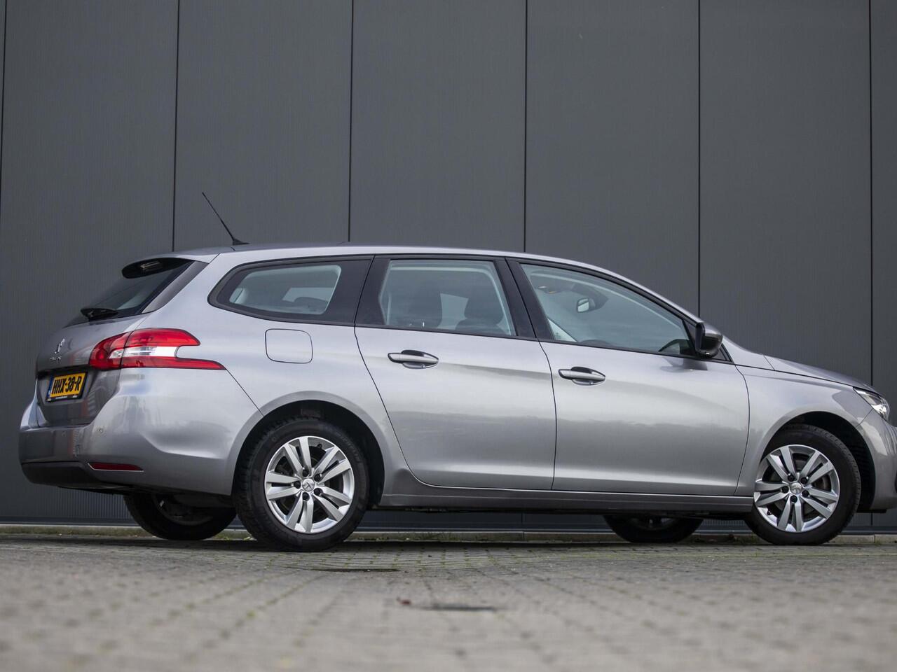Peugeot 308 1.2 PureTech Blue Lease active Peugeot 308 SW 1.2 PureTech Blue Lease active