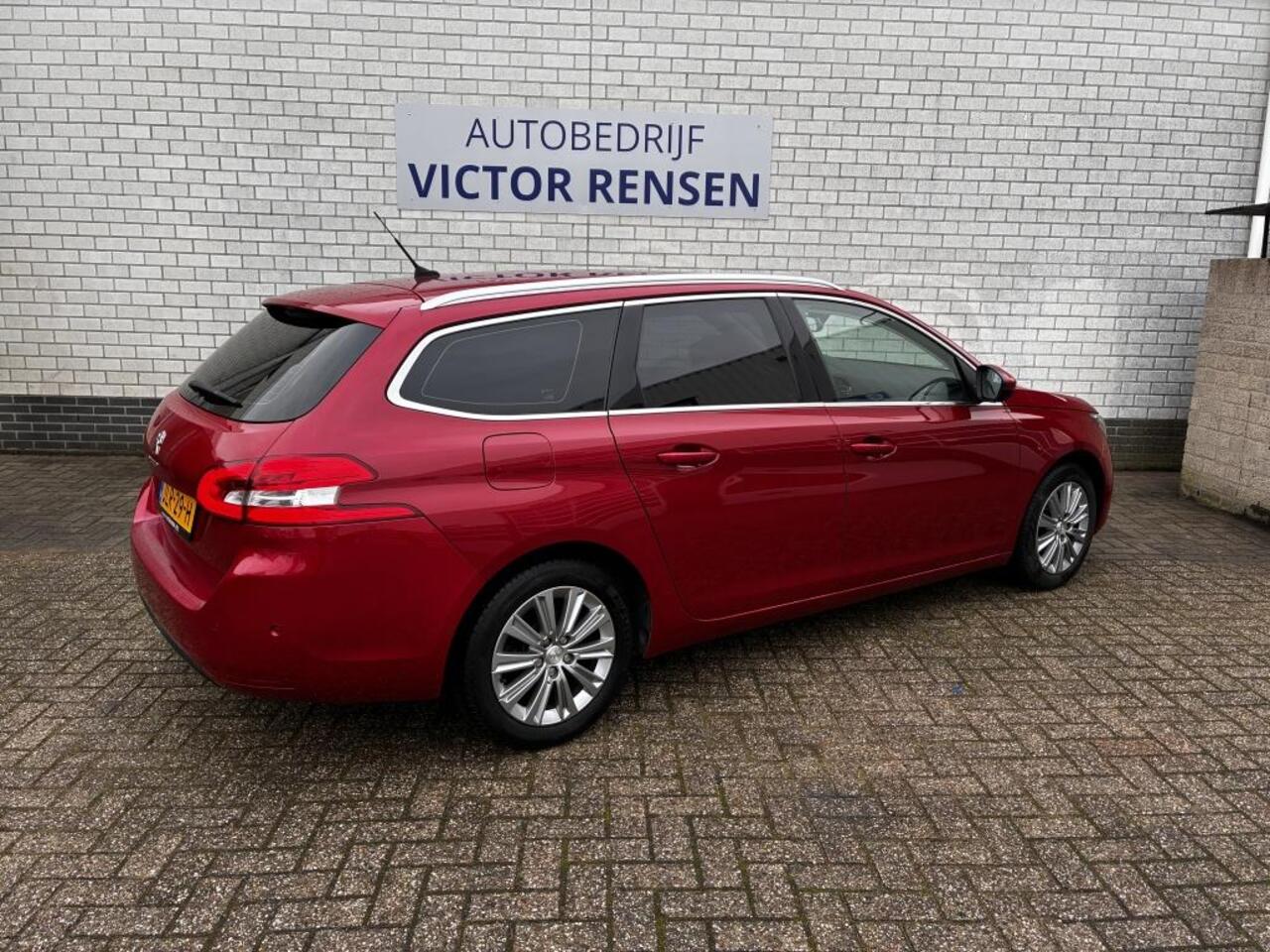 Peugeot 308 308Sw Allure, navi, pdc V+A, 130Pk 1.2 PureTech Allure