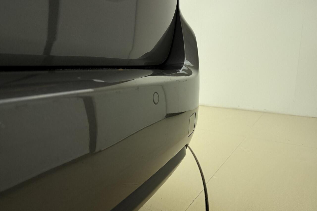 Peugeot 308 SW 1.2 PureTech Blue Lease Premium 130pk | Navigatie | Panoramadak | Climate Control | Camera | Cruise Control | Parkeersensoren | Apple Carplay - Android Auto