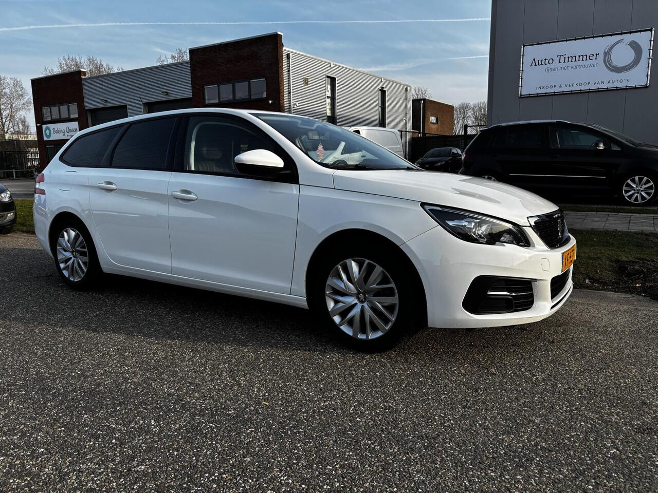 Peugeot 308 SW 1.2 PureTech Blue Lease Active NAP|LEDEREN BEKLEDING|TREKHAAK|NAVI|CRUISE