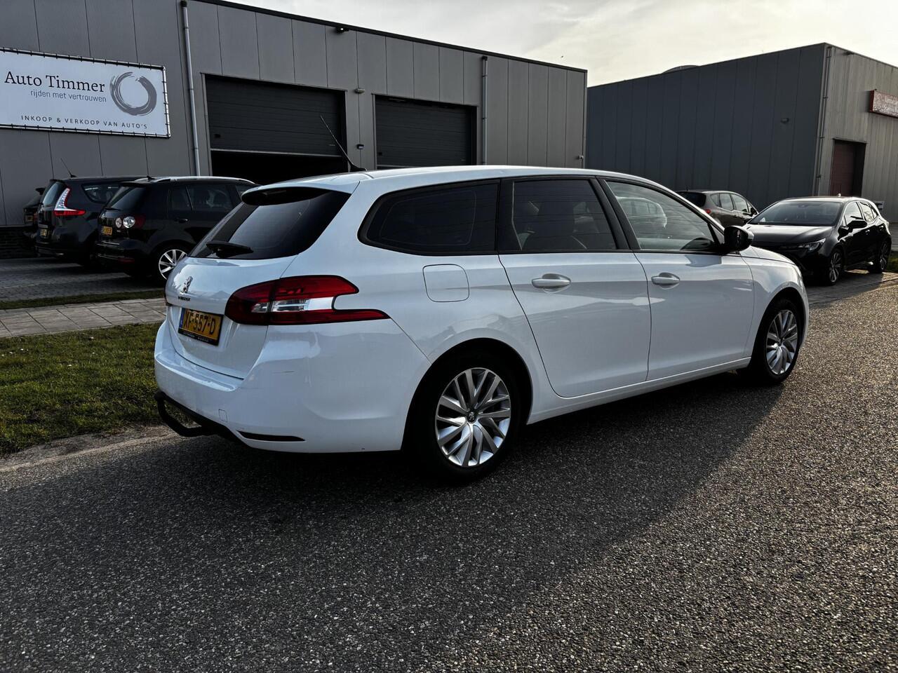 Peugeot 308 SW 1.2 PureTech Blue Lease Active NAP|LEDEREN BEKLEDING|TREKHAAK|NAVI|CRUISE
