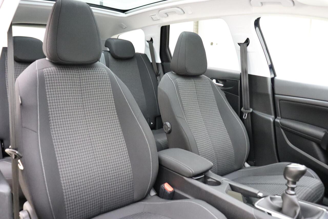 Peugeot 308 SW PureTech 110 Blue Lease Executive | Navigatie | Apple Carplay/Android Auto | Panoramadak | Cruise & Climate Control | Parkeersensoren