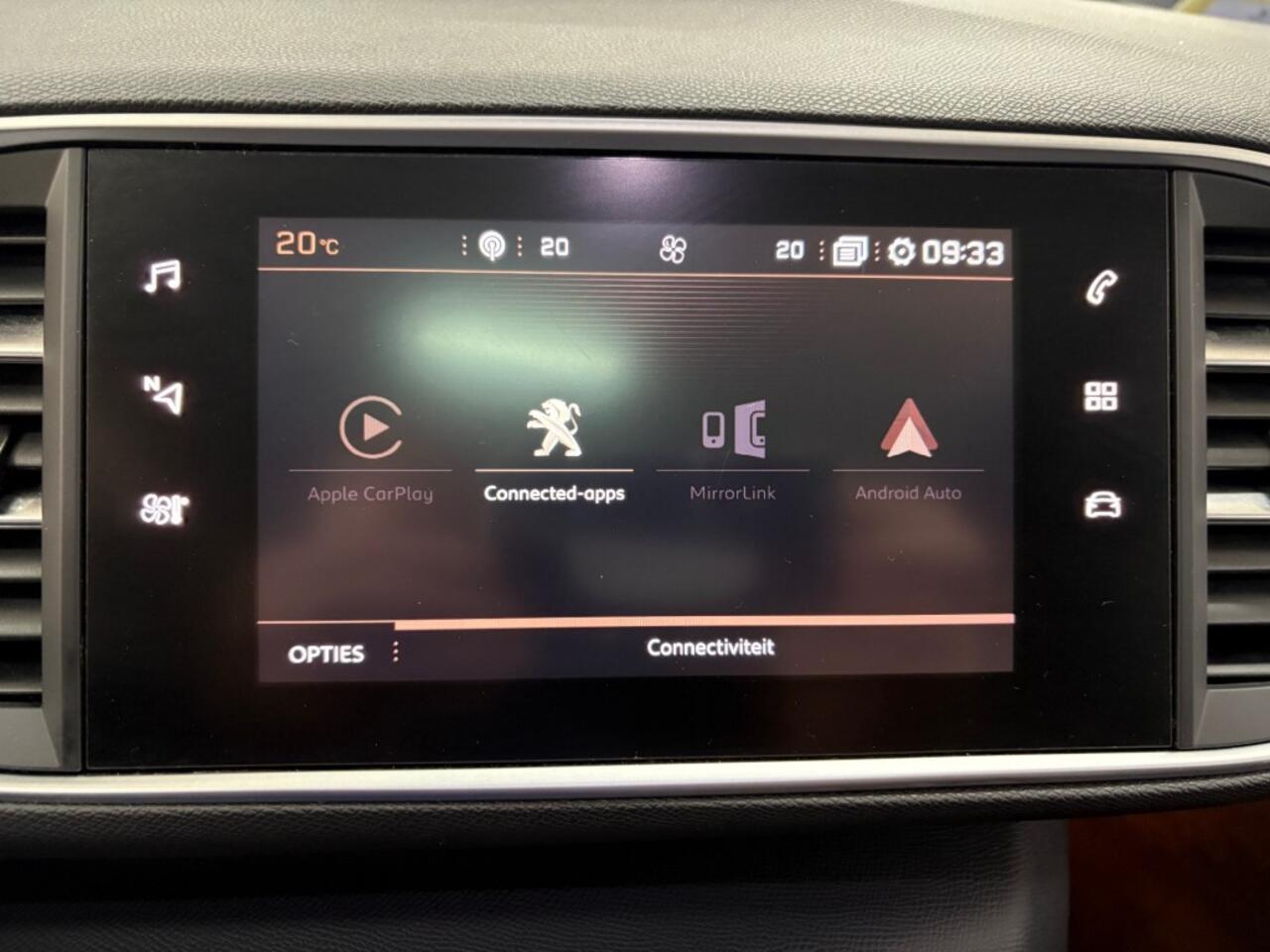 Peugeot 308 SW 1.2 Panorama Dak Trekhaak PDC Cam Navigatie LederStof