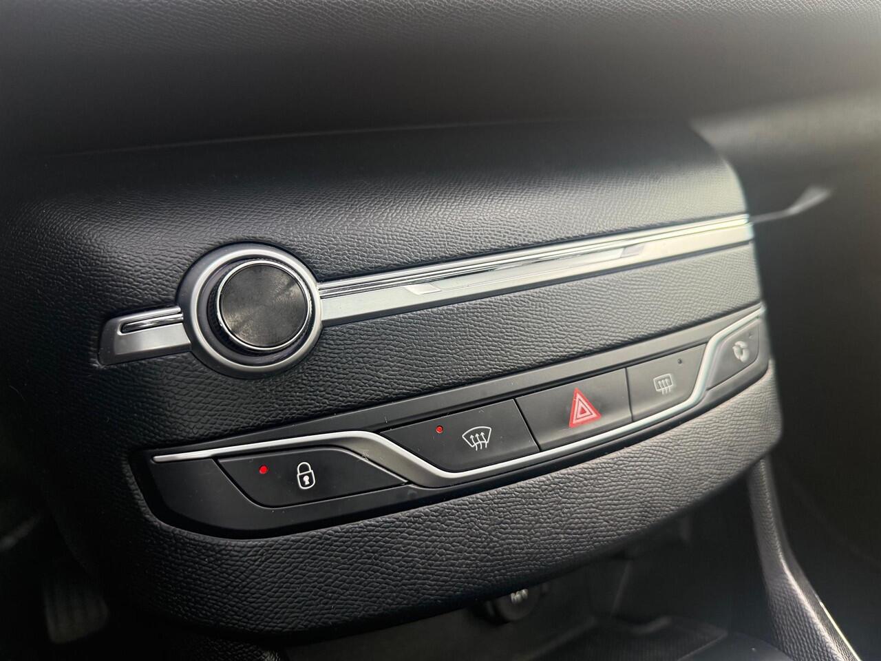 Peugeot 308 1.5 BlueHDi BL. Pr. /PANO/tHAAK/ACARPLAY/NAVI/CAMERA