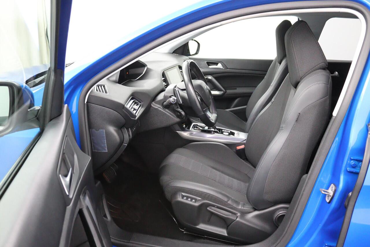 Peugeot 308 SW 1.2*MASSAGE*130PK*AUTOM.*ECC*CRUISE*CAMERA*CARPLAY