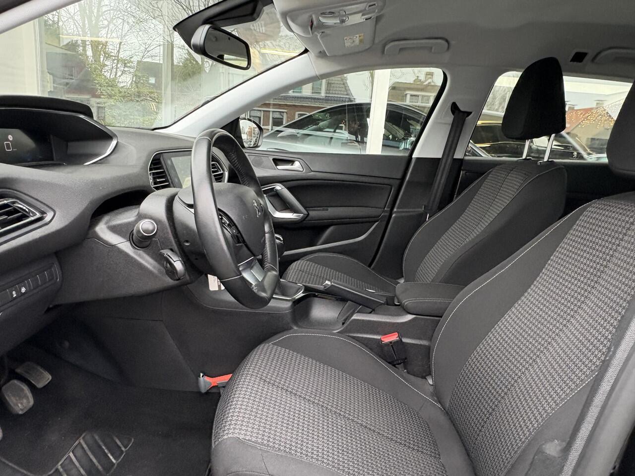 Peugeot 308 SW 1.2T 110pk Blue Lease Active | Parkeersensoren | Navigatie | Climate Control | Apple Carplay/Android Auto | Cruise Control