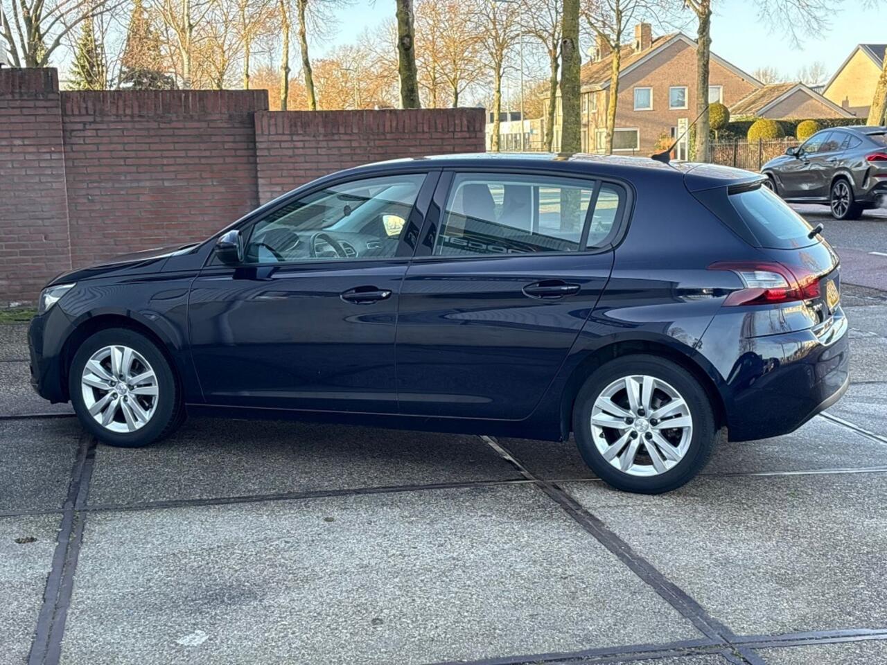 Peugeot 308 1.5 BlueHDi 1e EIGNR | CRUISE | NAVI | LM VELGEN | PDC |