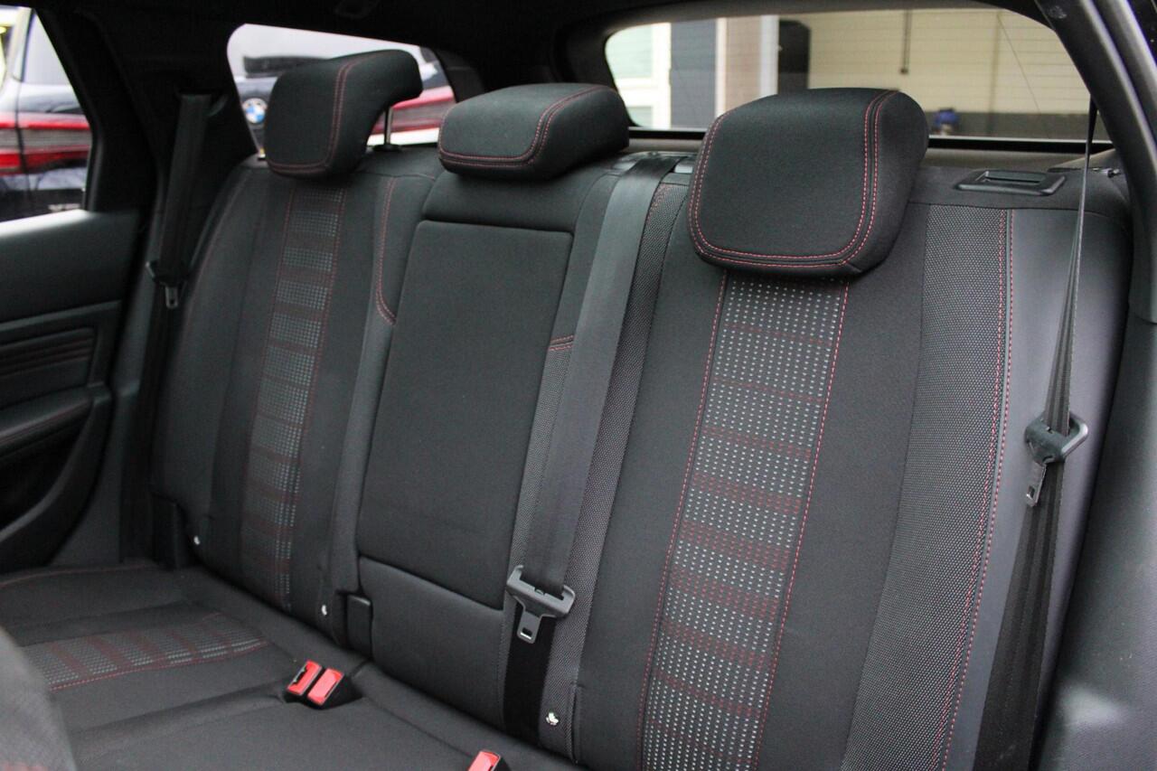 Peugeot 308 SW 1.5 BlueHDi Blue Lease GT-Line Panorama dak - LED