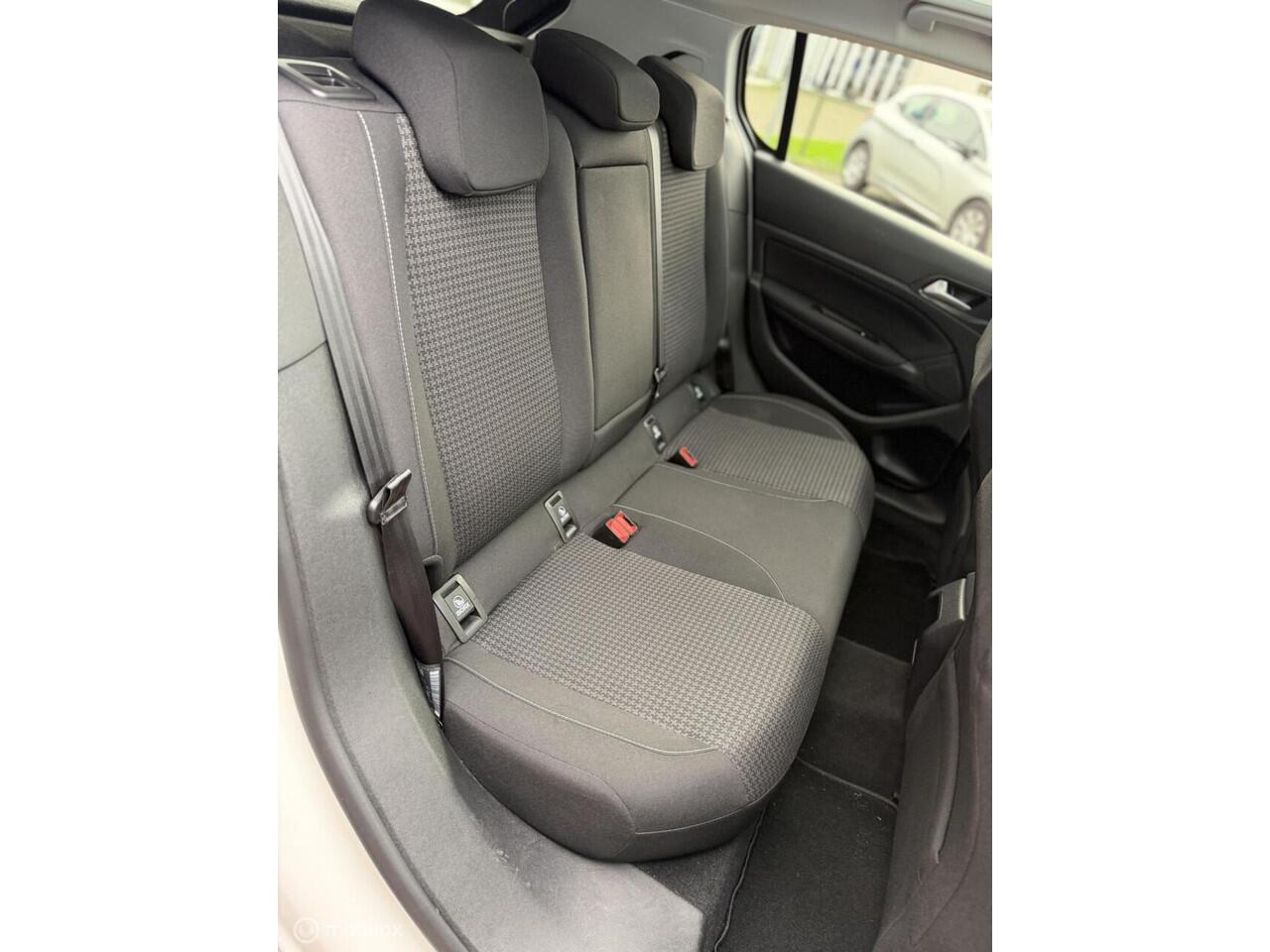 Peugeot 308 1.2 PureTech Blue Lease Executive APPLE CARPLAY!