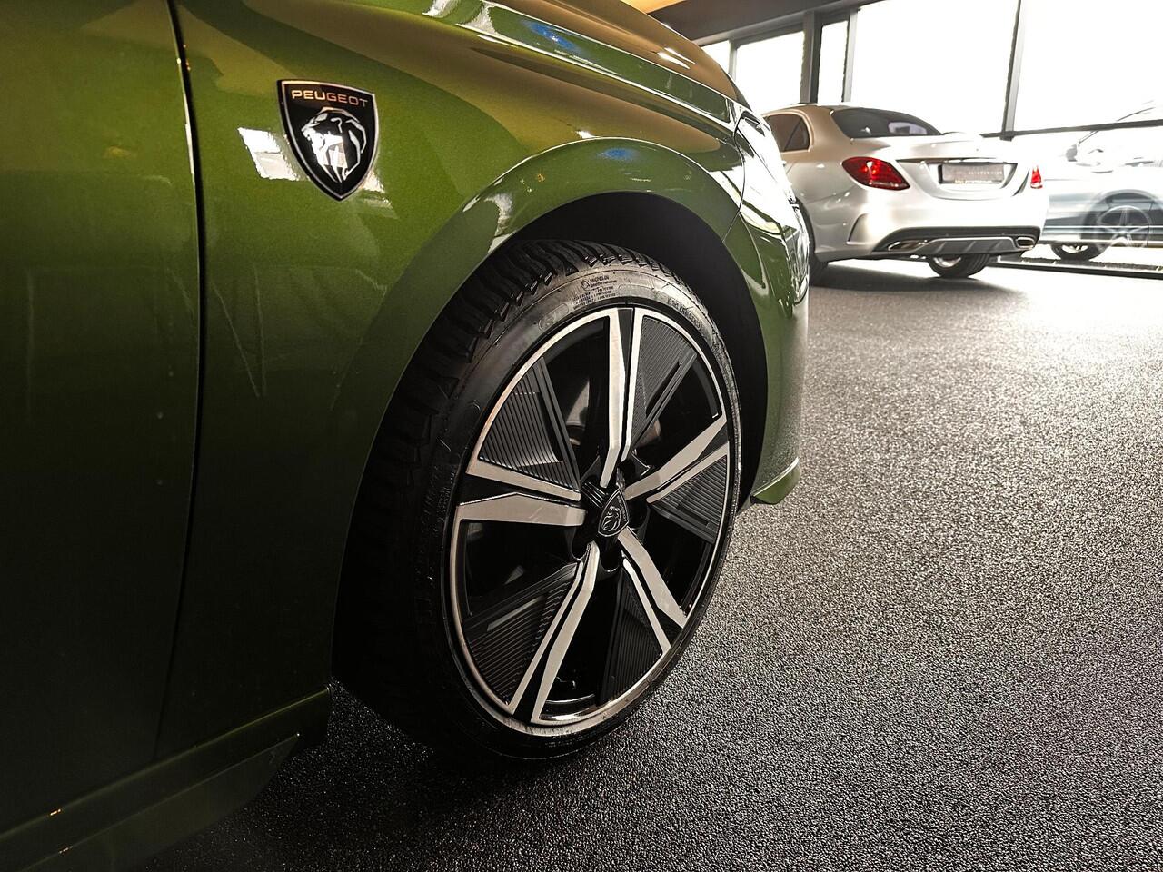 Peugeot 308 1.2 PureTech GT Pano/Focal/Massage/