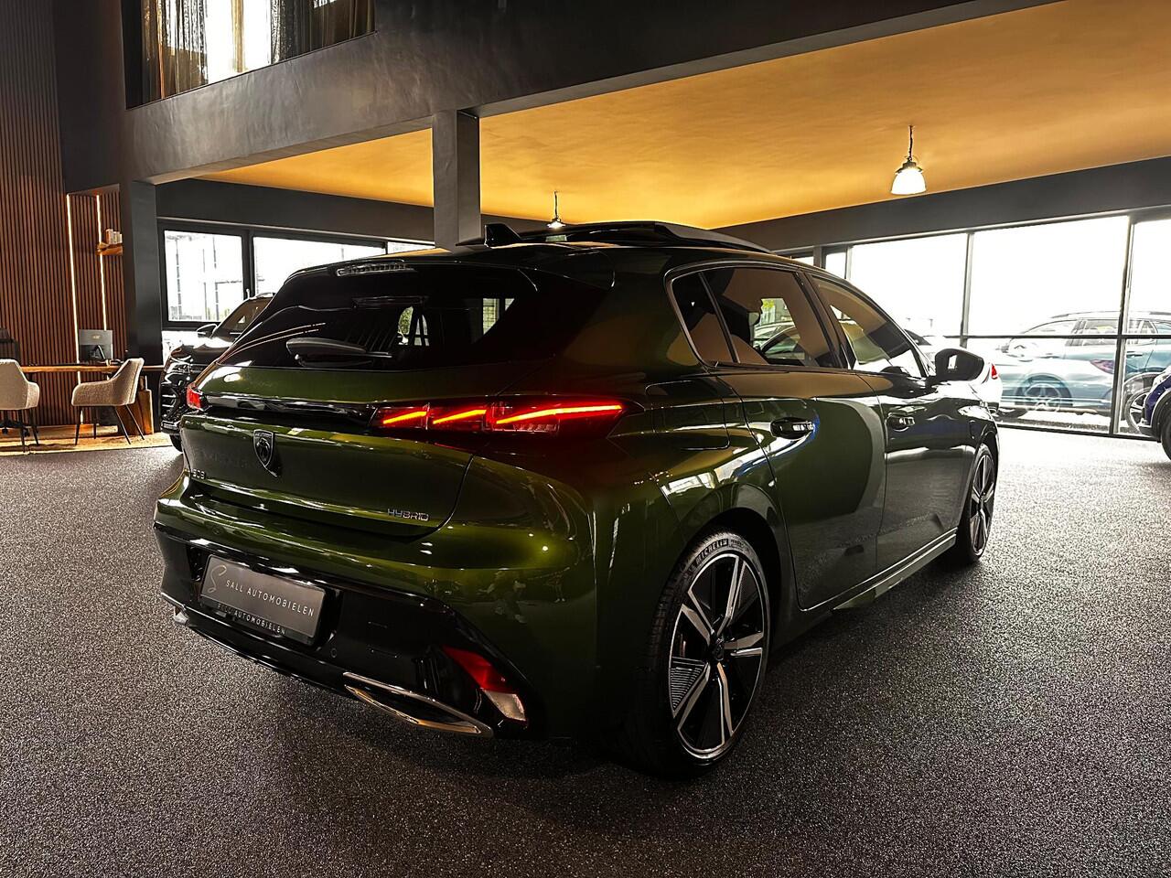 Peugeot 308 1.2 PureTech GT Pano/Focal/Massage/