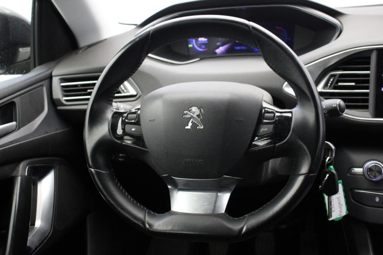 Peugeot 308 SW 1.2 PureTech Active - Carplay, Digitaal Cockpit, Cruise Trekhaak