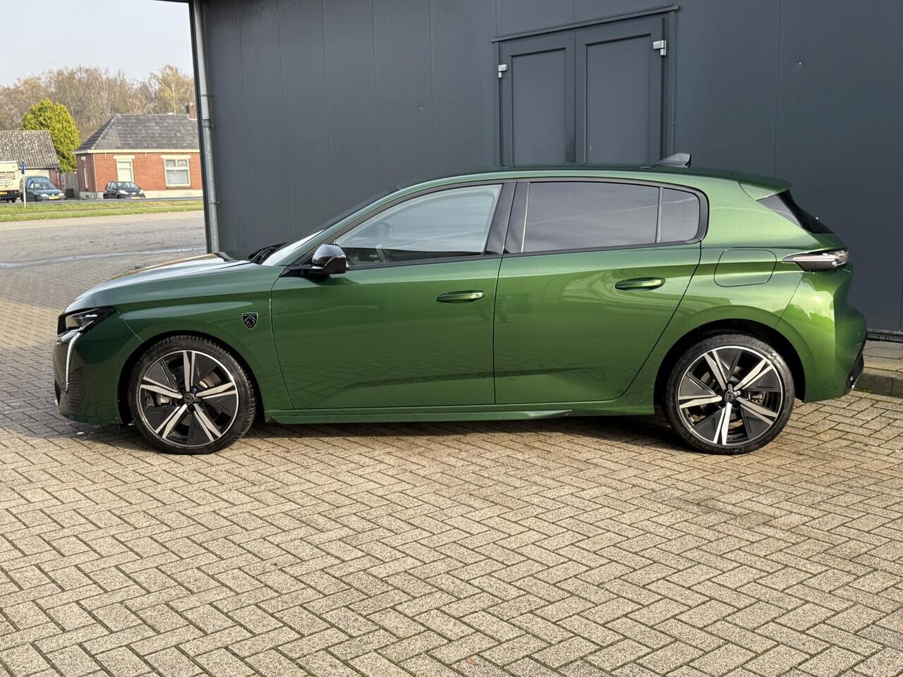 Peugeot 308 1.6 Hybrid 225 GT Automaat Plug-In Hybride / Trekgewicht 1500 kg / Climate control / Leder Alcantara / Drive Assist pakket / Adaptief cruise control / Dode hoek detectie / Keyless / Camera 360° / Parkeersensoren / LED / Navigatie i-Connected Advanced / 