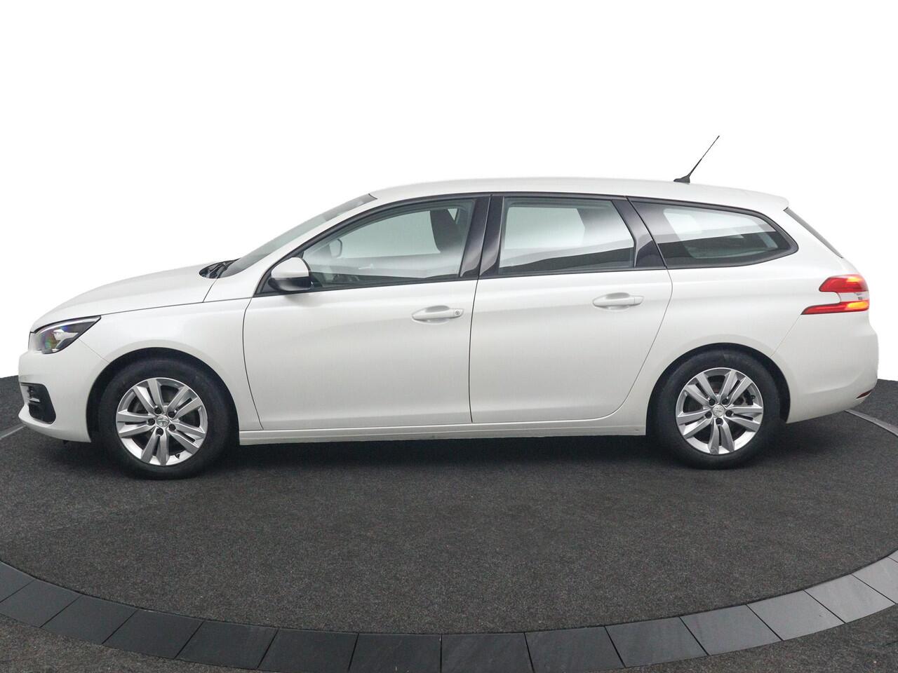 Peugeot 308 SW 1.2 *110PK*ECC*NAVI*CAM*HAAK*CRUISE*CARPLAY*